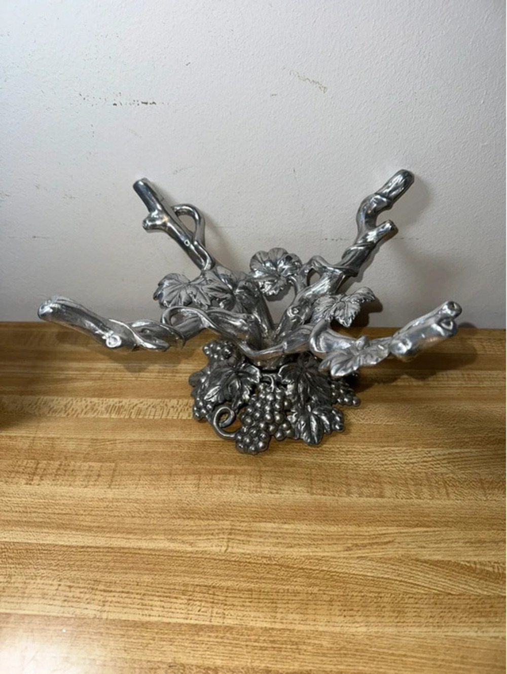 VTG Cottage Arthur Court Aluminum Grape Vine Bowl Stand